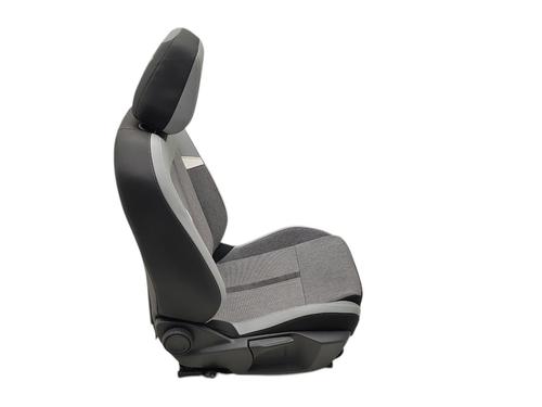 Used Right front seat Right front seat 36633831 36633831