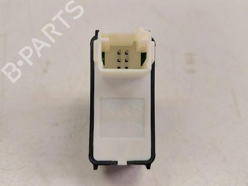 switch-opel-mokka-2020-36624388 main image