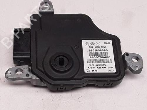 electronic-module-ds-ds-3-ds-3-crossback-ur_-uc_-uj_-2018-36616617 main image