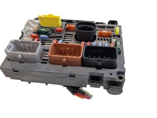 Fuse box PEUGEOT 308 CC (4B_) 2.0 HDi (4BRHRH, 4BRHRJ) | BP36635829E1 - Image 4