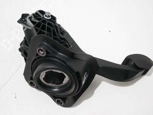 pedal-peugeot-rifter-2018-36618399 main image