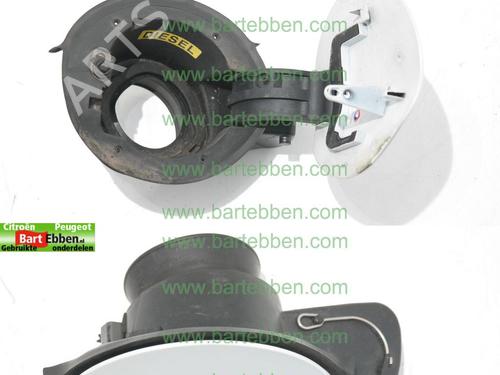 fuel-flap-peugeot-rcz-2010-2011-2012-2013-2014-2015-36608802 main image