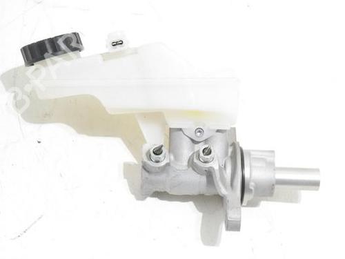 brake-master-cylinder-peugeot-108-2014-36608940 main image