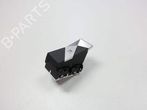 switch-ds-ds-3-ds-3-crossback-ur_-uc_-uj_-2018-36616973 main image