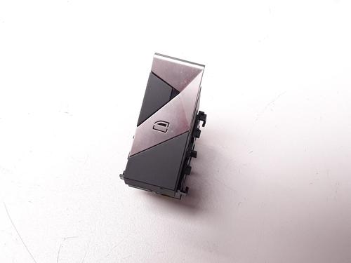Used Switch Switch DS DS 7 Crossback (J4_, JR_, JC_) 1.5 BlueHDi 130 (JCYHZJ, JCYHZR) (130 hp) 36616078 36616078