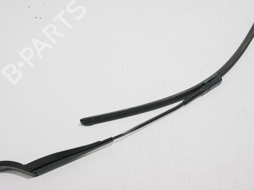 Used Front windshield wiper arm Front windshield wiper arm 36615093 36615093