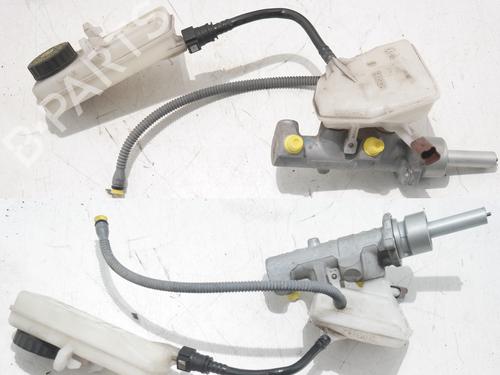 brake-master-cylinder-citroen-c4-coupe-la_-2004-2005-2006-2007-2008-2009-2010-2011-2012-2013-36611902 main image