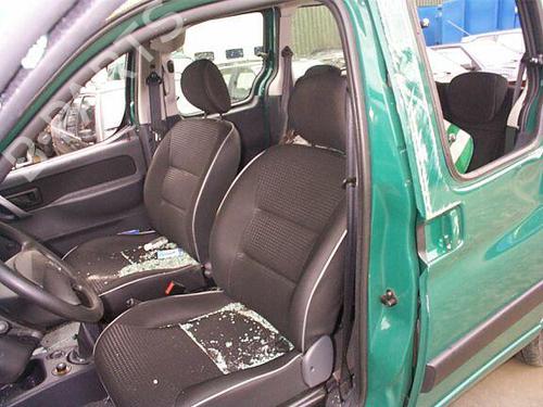 Middle console PEUGEOT PARTNER MPV (5_, G_) 1.6 16V | BP36599834I22 - Image 4