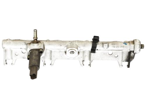 Injection rail CITROËN C5 I Break (DE_) 2.0 16V HPi (DERLZB) | BP36636976M98 - Image 4