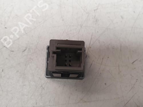 switch-citroen-c5-aircross-a_-2018-36620488 main image