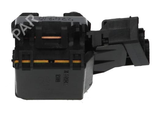 switch-citroen-c1-ii-pa_-ps_-2014-2015-2016-2017-2018-2019-2020-2021-36612558 main image