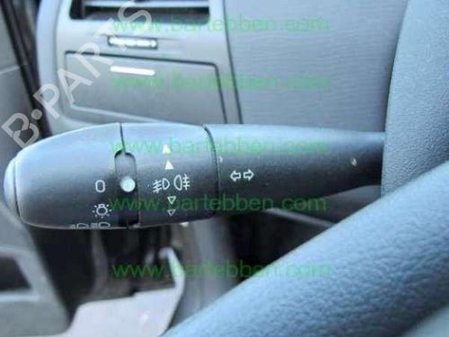 Middle console CITROËN C4 I (LC_) 1.4 16V | BP36607986I22 - Image 5