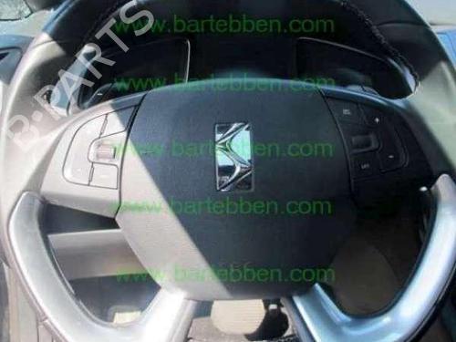 Switch CITROËN DS5 2.0 HDi 200 Hybrid4 All-wheel Drive | BP36607932I30 - Image 26