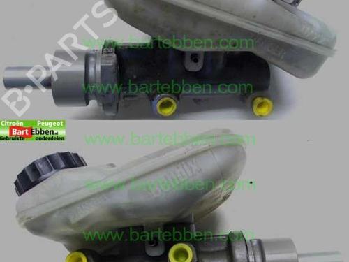 Used Brake master cylinder Brake master cylinder 36601598 36601598