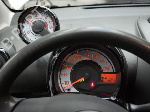 Left front seat CITROËN C1 (PM_, PN_) 1.0 | BP36614924C15 - Image 21