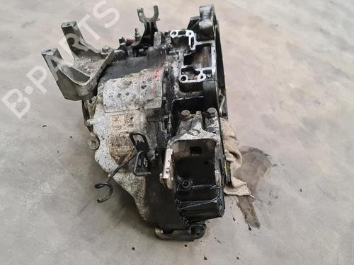 gearbox-citroen-c6-td_-2005-2006-2007-2008-2009-2010-2011-2012-36624798 main image