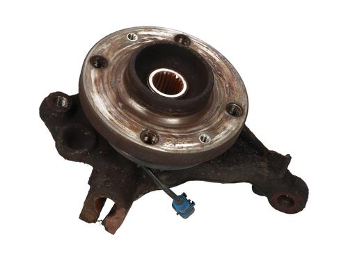 Used Left front steering knuckle Left front steering knuckle CITROËN C3 II (SC_) 1.2 VTi 82 (82 hp) 36634370 36634370