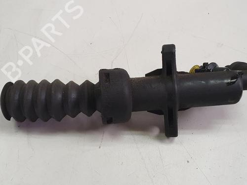 Used Clutch slave cylinder Clutch slave cylinder 36619636 36619636