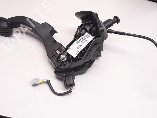 Used Pedal Pedal 36616232 36616232