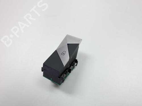 switch-ds-ds-3-ds-3-crossback-ur_-uc_-uj_-2018-36616970 main image