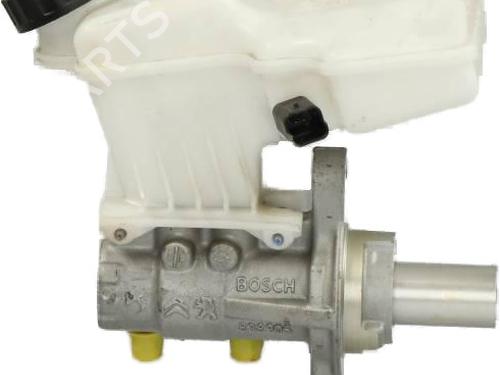 Used Brake master cylinder Brake master cylinder 36638430 36638430