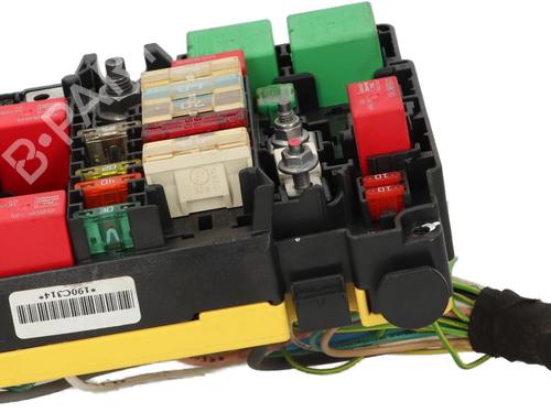 Fuse box PEUGEOT 2008 I (CU_) 1.2 VTi | BP37227085E1 - Image 3