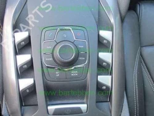 Switch CITROËN DS5 2.0 HDi 200 Hybrid4 All-wheel Drive | BP36607932I30 - Image 17