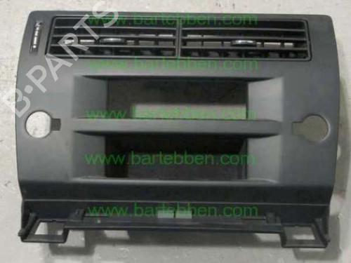 Used Middle console Middle console CITROËN C4 Coupe (LA_) 1.4 16V (88 hp) 36606205 36606205