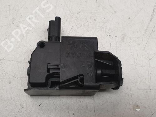 fuel-flap-citroen-c4-grand-picasso-ii-da_-de_-2013-36621383 main image