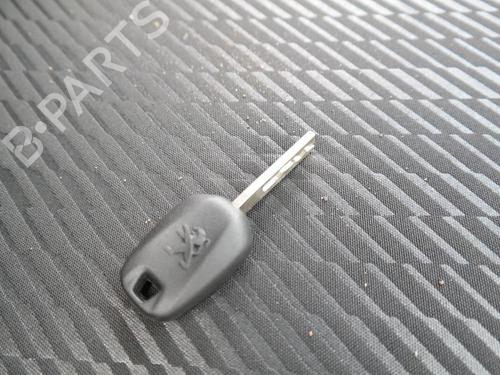 Middle console PEUGEOT 2008 I (CU_) 1.2 VTi | BP36609566I22 - Image 7