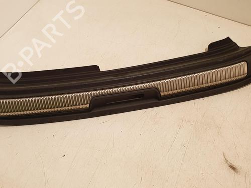 Used Boot lining Boot lining DS DS 7 Crossback (J4_, JR_, JC_) PureTech 130 (JRHNSU) (130 hp) 36621071 36621071