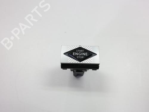 switch-ds-ds-3-ds-3-crossback-ur_-uc_-uj_-2018-36616861 main image