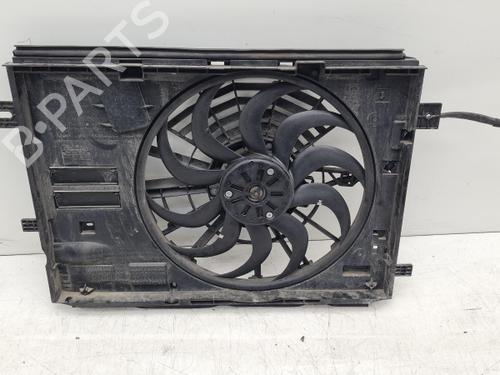 Used Radiator fan Radiator fan PEUGEOT 208 II (UB_, UP_, UW_, UJ_) 1.2 PureTech 75 (75 hp) 40554654 40554654