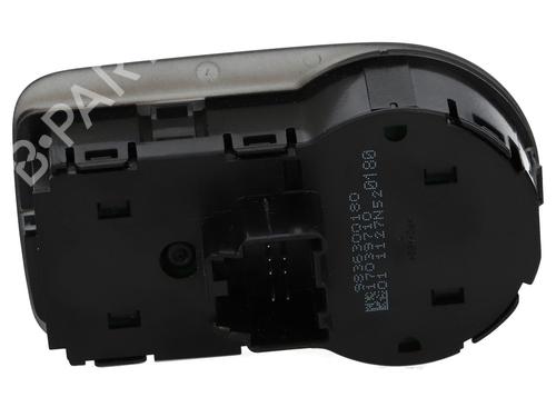 switch-opel-mokka-2020-36623269 main image