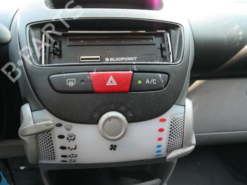 Right front seat CITROËN C1 (PM_, PN_) 1.0 | BP36609870C16 - Image 14