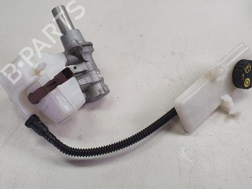 brake-master-cylinder-citroen-c4-grand-picasso-ii-da_-de_-2013-36621151 main image