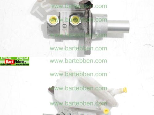 brake-master-cylinder-peugeot-rcz-2010-2011-2012-2013-2014-2015-36604270 main image