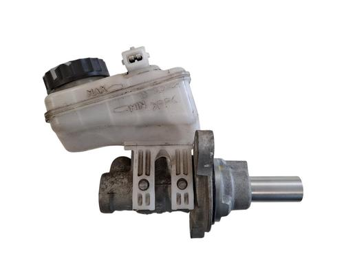 Used Brake master cylinder Brake master cylinder CITROËN C1 (PM_, PN_) 1.0 (68 hp) 36636644 36636644