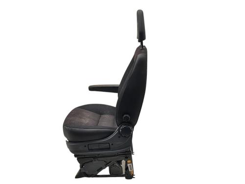 Left front seat PEUGEOT BOXER Van 2.2 HDi 110 | BP36632543C15 - Image 8