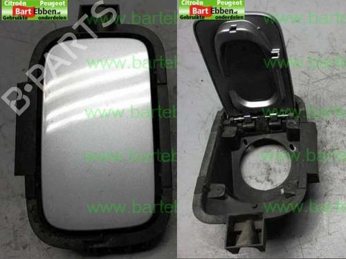 fuel-flap-peugeot-607-9d-9u-2000-36603635 main image