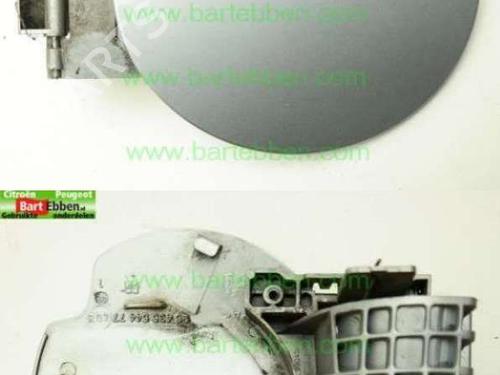 fuel-flap-peugeot-307-break-3e-2002-2003-2004-2005-2006-2007-2008-2009-36602604 main image