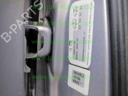 Injection rail CITROËN C5 I Break (DE_) 2.0 16V HPi (DERLZB) | BP36608613M98 - Image 3