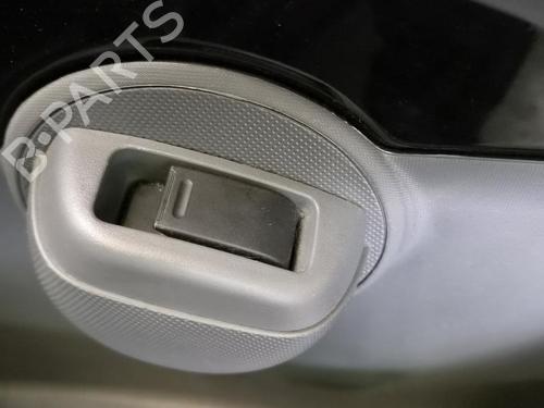 Used Parts PEUGEOT 107 (PM_, PN_) 1.0 4867273