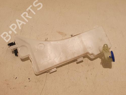 Used Windscreen washer tank Windscreen washer tank 36619959 36619959