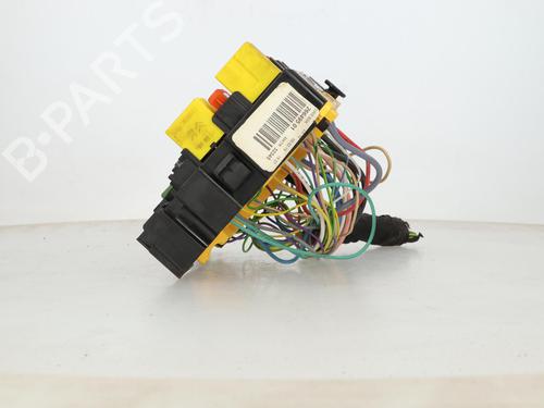 Fuse box PEUGEOT 2008 I (CU_) 1.2 PureTech 82 | BP36635473E1 - Image 2