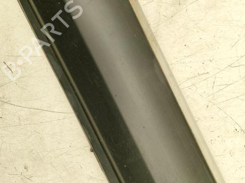 Venstre sidekjole Venstre sidekjole CITROËN C5 II Break (RE_) 2.0 16V (RERFJB, RERFJC) (140 hp) 36626930 36626930