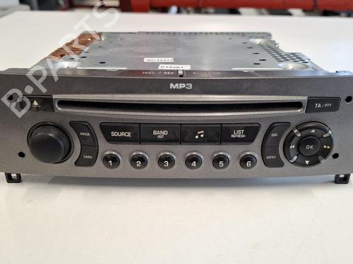 Used Radio Radio 36634212 36634212