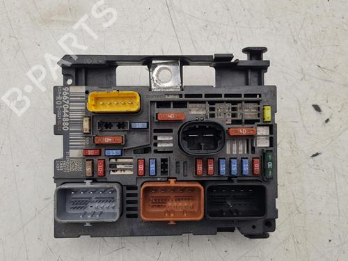 Used Fuse box Fuse box CITROËN C4 Picasso I MPV (UD_) 1.6 VTi 120 (120 hp) 36634586 36634586