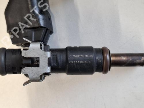 Used Injection rail Injection rail 36639032 36639032