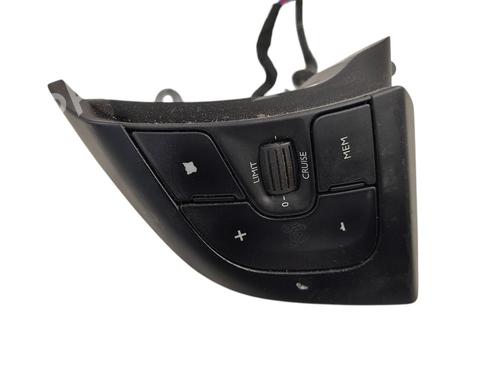 switch-citroen-c4-cactus-2014-36632953 main image